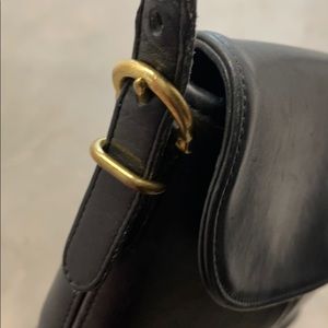 Meet your Posher, Faith